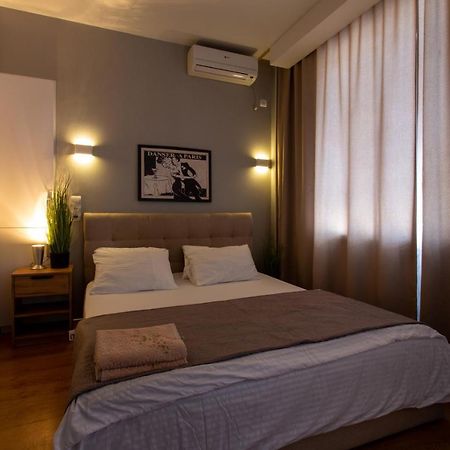 Modern Studio Beside Metro Yaroslava Mudroho, Universytet - Chernyshevska Str 95-7 Kharkiv Extérieur photo