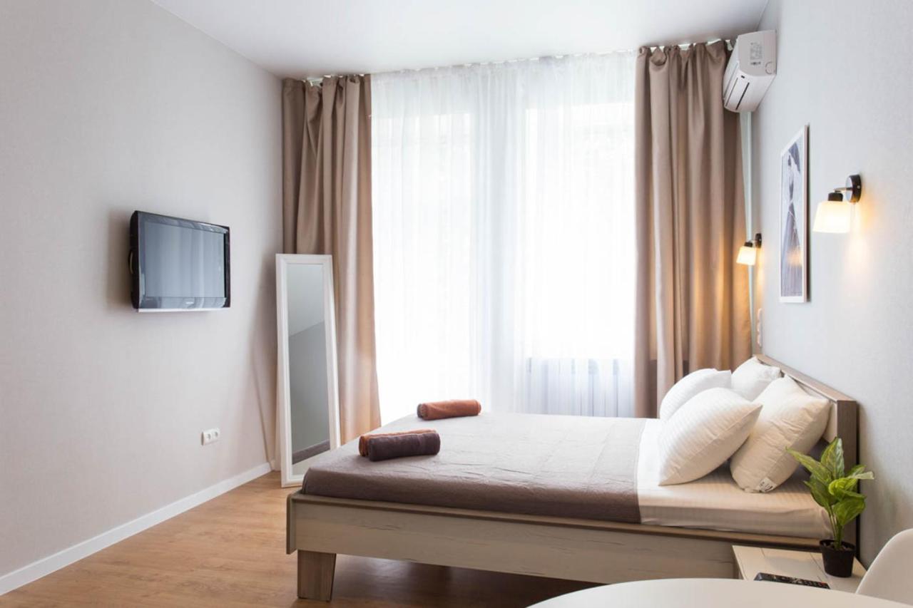 Modern Studio Beside Metro Yaroslava Mudroho, Universytet - Chernyshevska Str 95-7 Kharkiv Extérieur photo