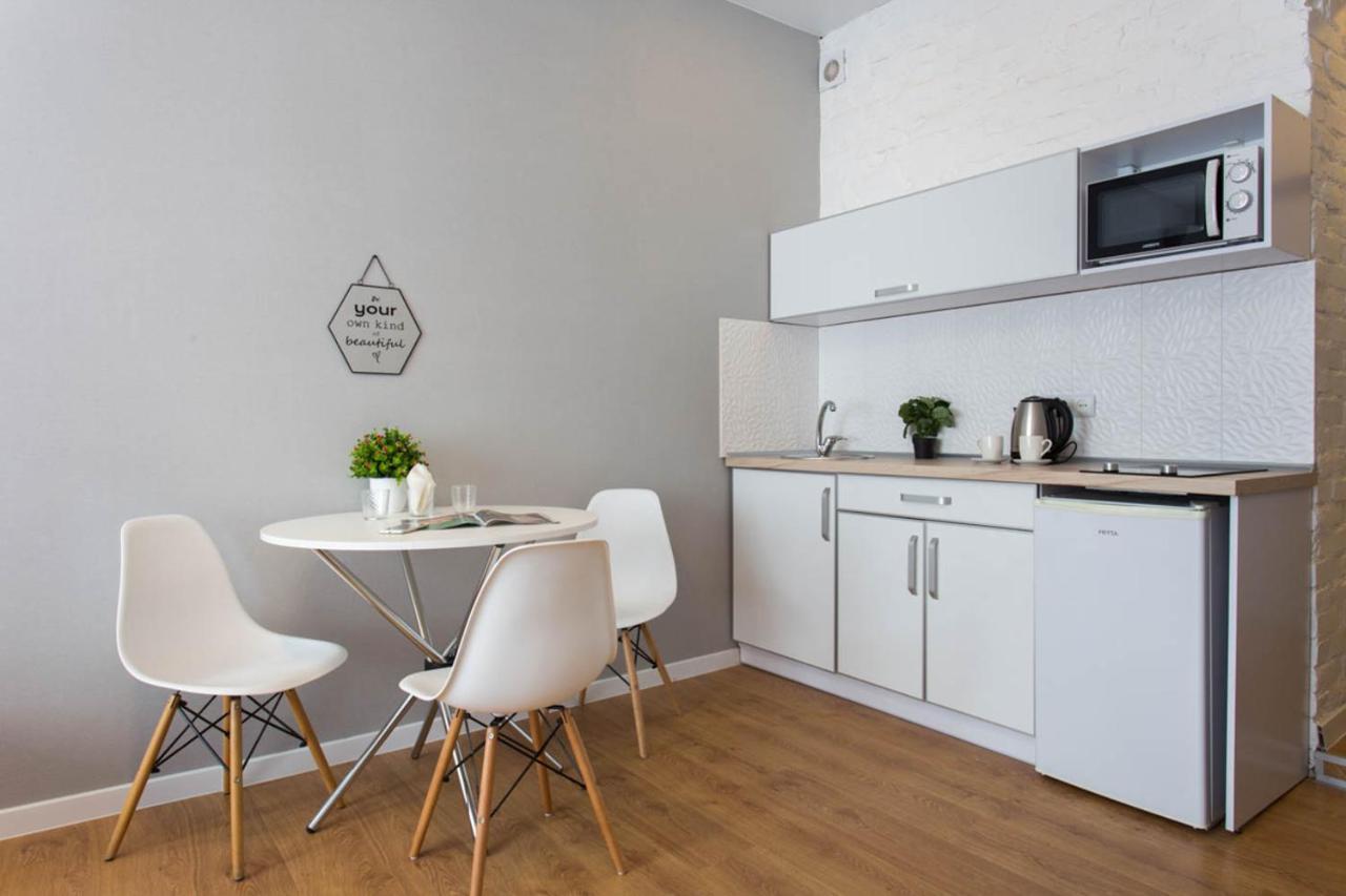 Modern Studio Beside Metro Yaroslava Mudroho, Universytet - Chernyshevska Str 95-7 Kharkiv Extérieur photo