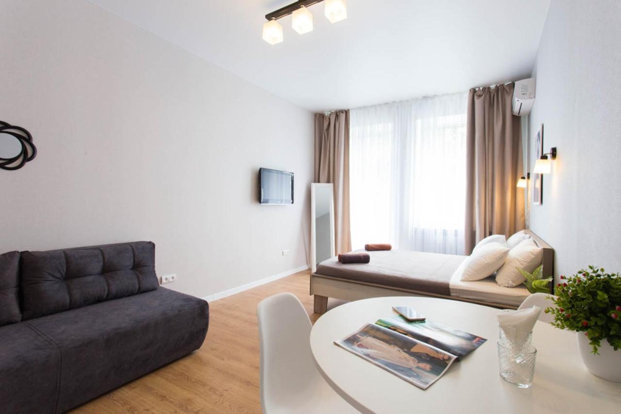 Modern Studio Beside Metro Yaroslava Mudroho, Universytet - Chernyshevska Str 95-7 Kharkiv Extérieur photo