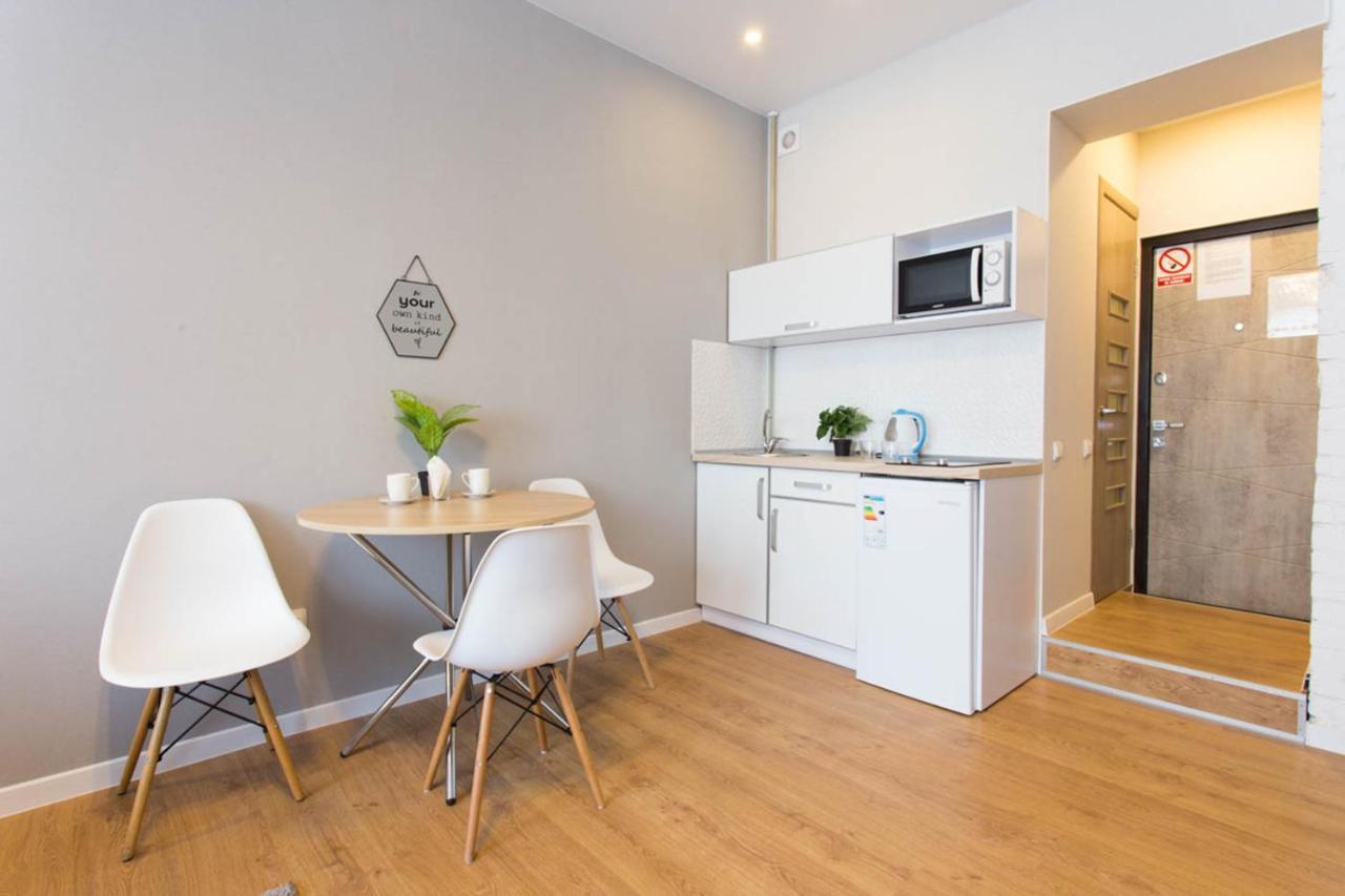 Modern Studio Beside Metro Yaroslava Mudroho, Universytet - Chernyshevska Str 95-7 Kharkiv Extérieur photo