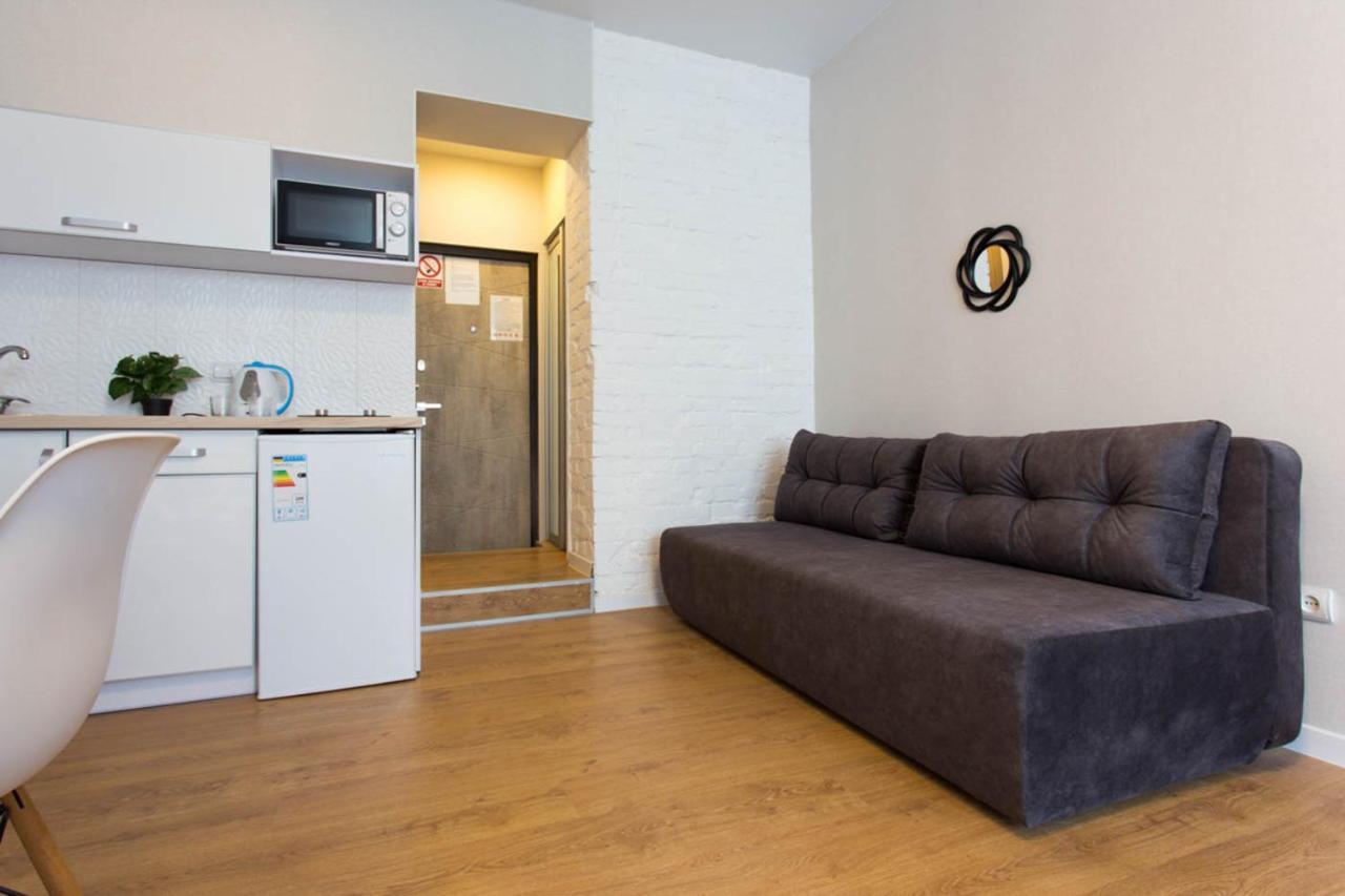 Modern Studio Beside Metro Yaroslava Mudroho, Universytet - Chernyshevska Str 95-7 Kharkiv Extérieur photo