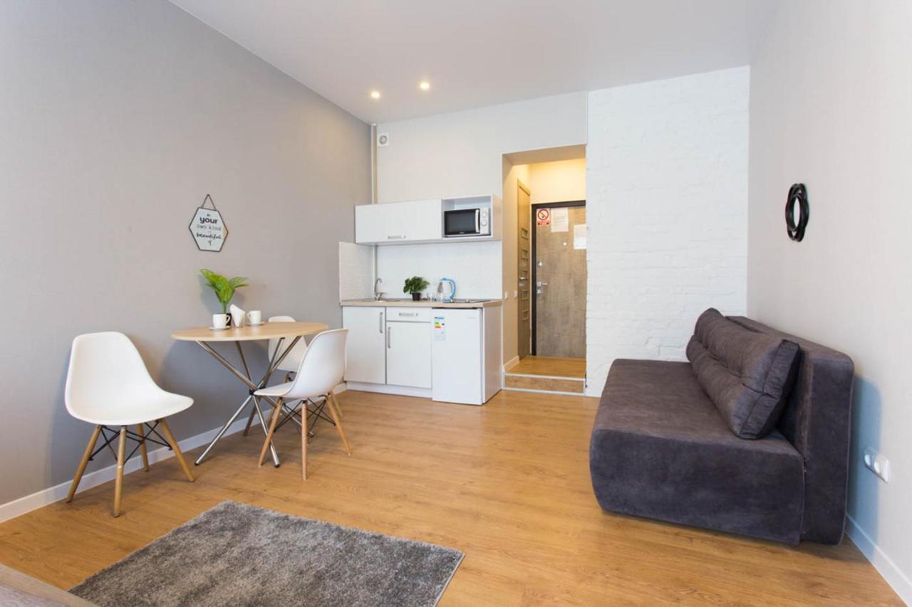 Modern Studio Beside Metro Yaroslava Mudroho, Universytet - Chernyshevska Str 95-7 Kharkiv Extérieur photo