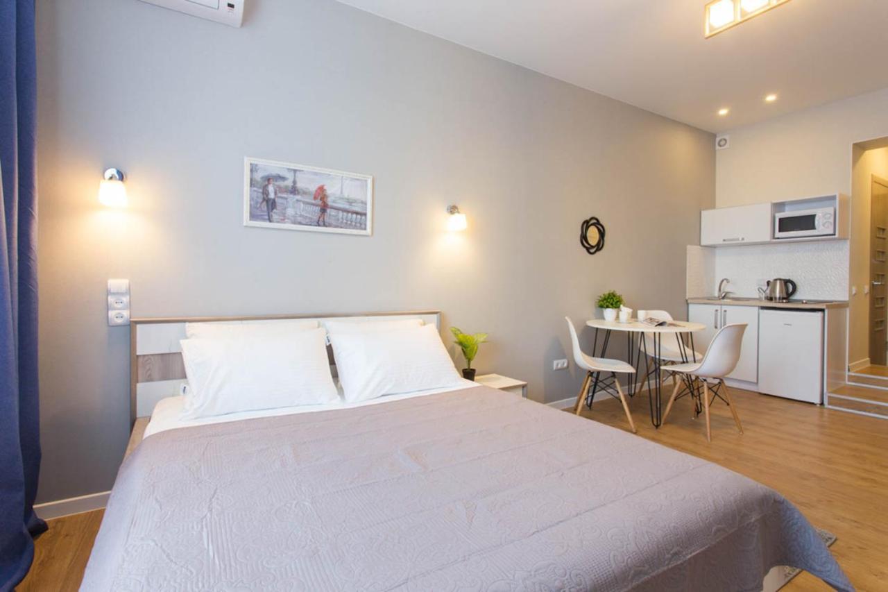 Modern Studio Beside Metro Yaroslava Mudroho, Universytet - Chernyshevska Str 95-7 Kharkiv Extérieur photo