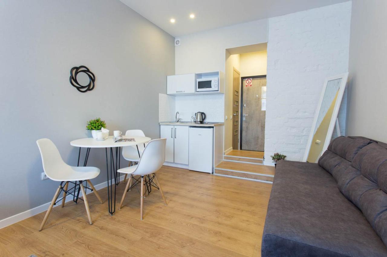 Modern Studio Beside Metro Yaroslava Mudroho, Universytet - Chernyshevska Str 95-7 Kharkiv Extérieur photo