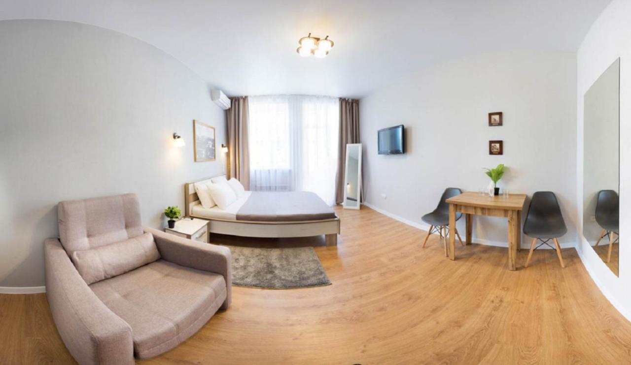 Modern Studio Beside Metro Yaroslava Mudroho, Universytet - Chernyshevska Str 95-7 Kharkiv Extérieur photo