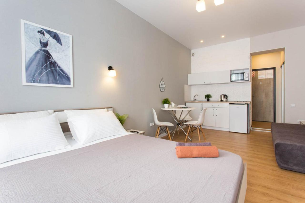 Modern Studio Beside Metro Yaroslava Mudroho, Universytet - Chernyshevska Str 95-7 Kharkiv Extérieur photo