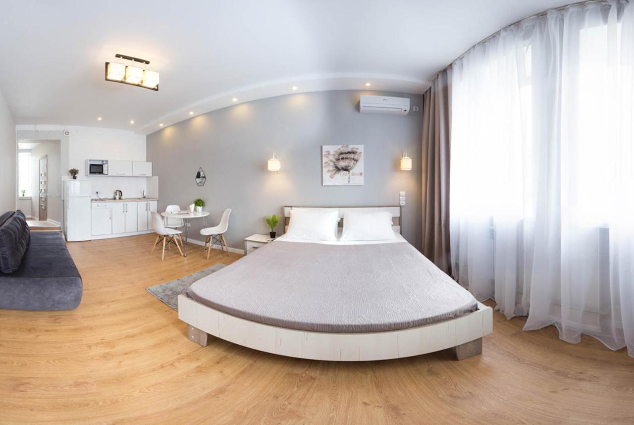 Modern Studio Beside Metro Yaroslava Mudroho, Universytet - Chernyshevska Str 95-7 Kharkiv Extérieur photo