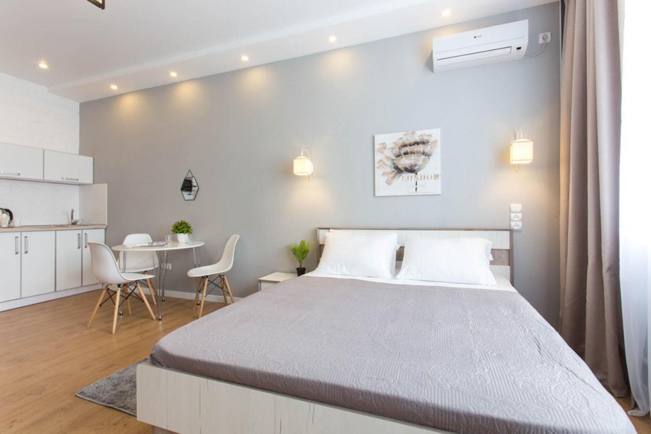 Modern Studio Beside Metro Yaroslava Mudroho, Universytet - Chernyshevska Str 95-7 Kharkiv Extérieur photo
