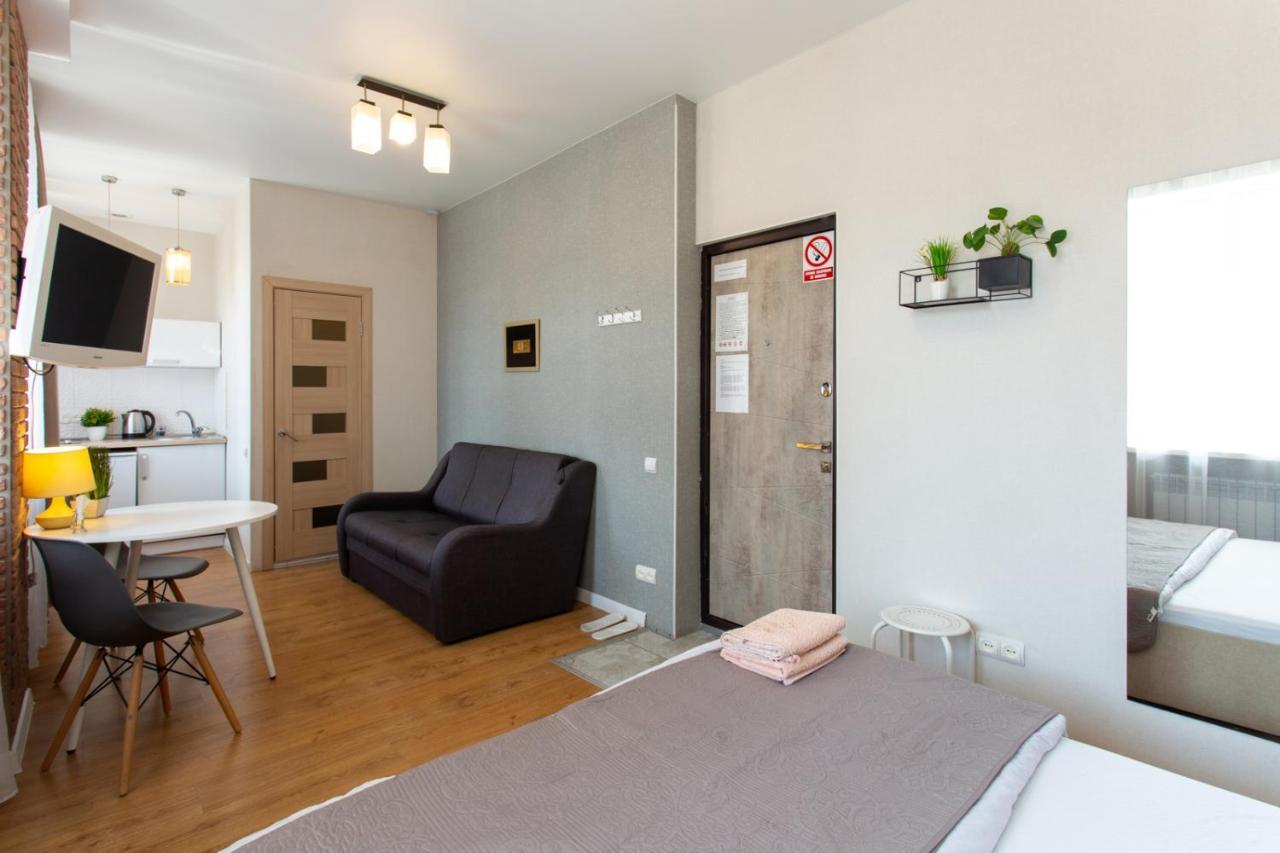 Modern Studio Beside Metro Yaroslava Mudroho, Universytet - Chernyshevska Str 95-7 Kharkiv Extérieur photo