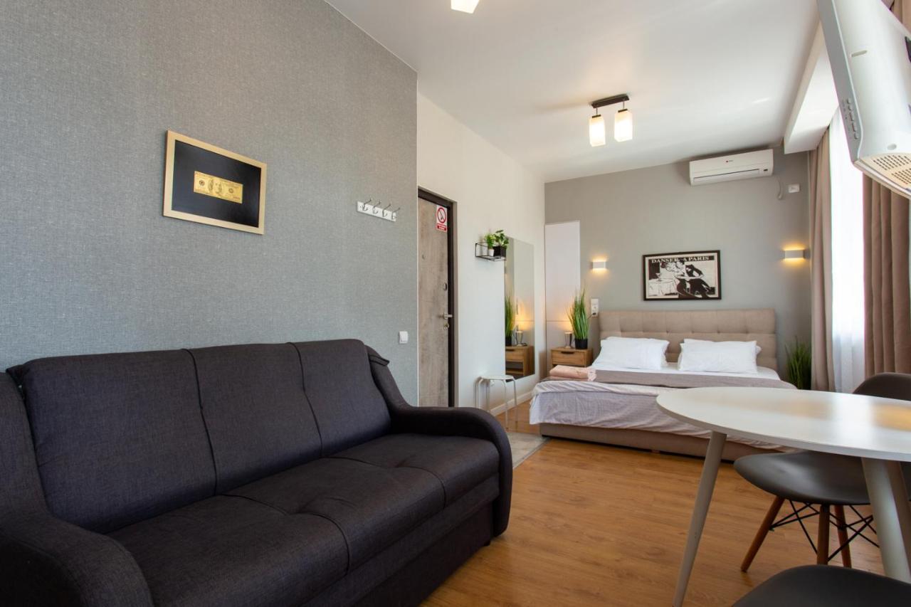 Modern Studio Beside Metro Yaroslava Mudroho, Universytet - Chernyshevska Str 95-7 Kharkiv Extérieur photo